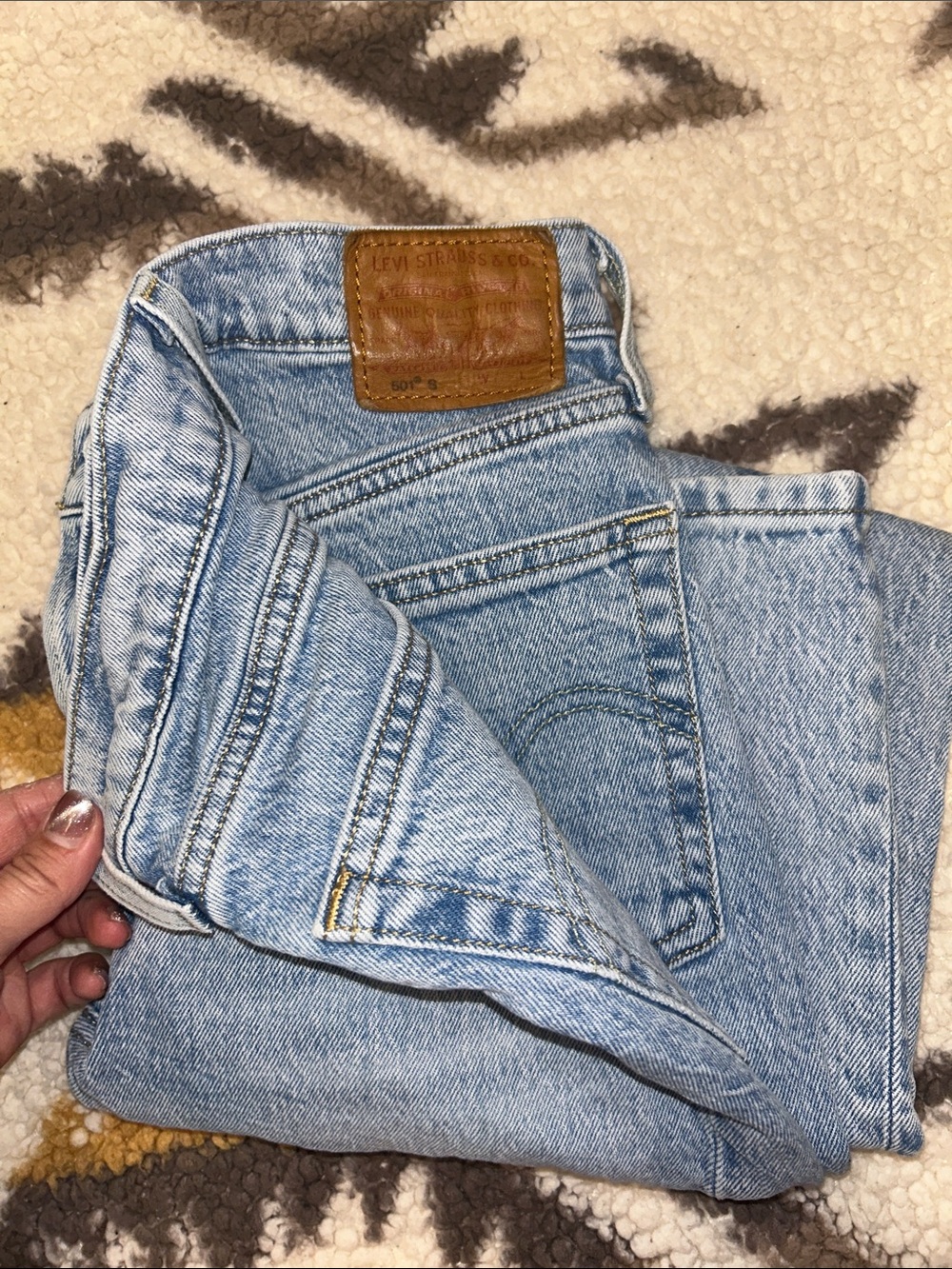 Levi's Light Blue Vintage-Inspired Jeans with Leather Patch